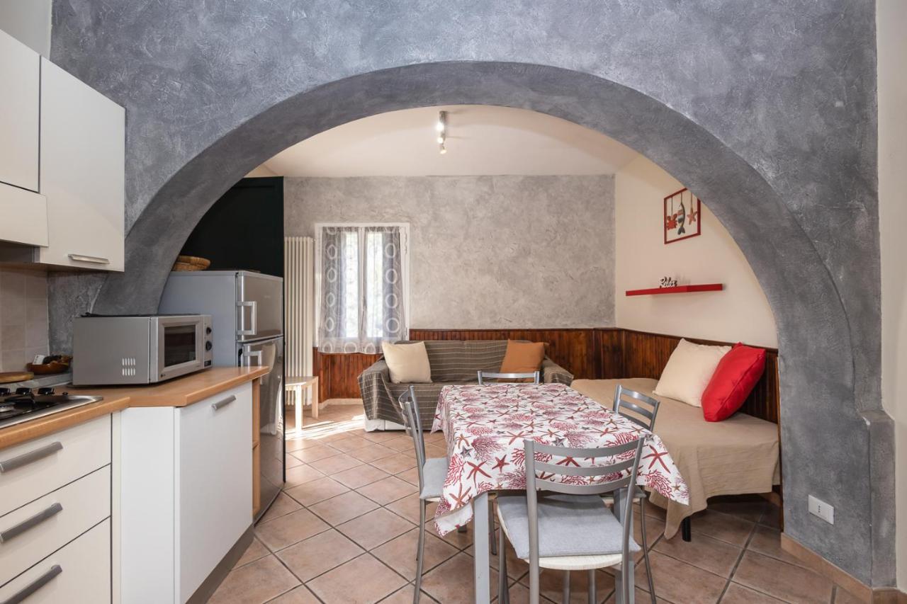 Вилла Veggia Butega Diano San Pietro Экстерьер фото